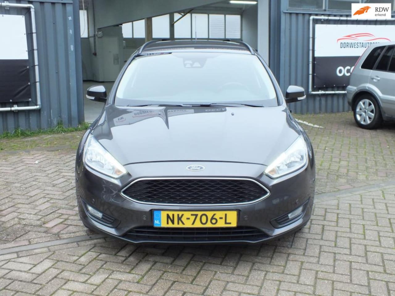 Ford Focus Wagon - 1.0 Trend!2016!Automaat!Airco!Trekhaak - AutoWereld.nl