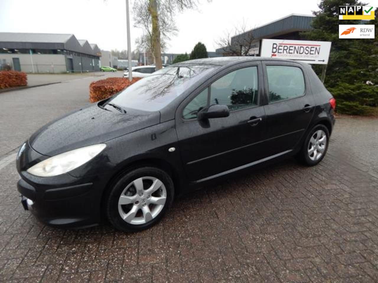 Peugeot 307 - 1.6-16V Premium 1.6-16V Premium 5 DRS - AutoWereld.nl