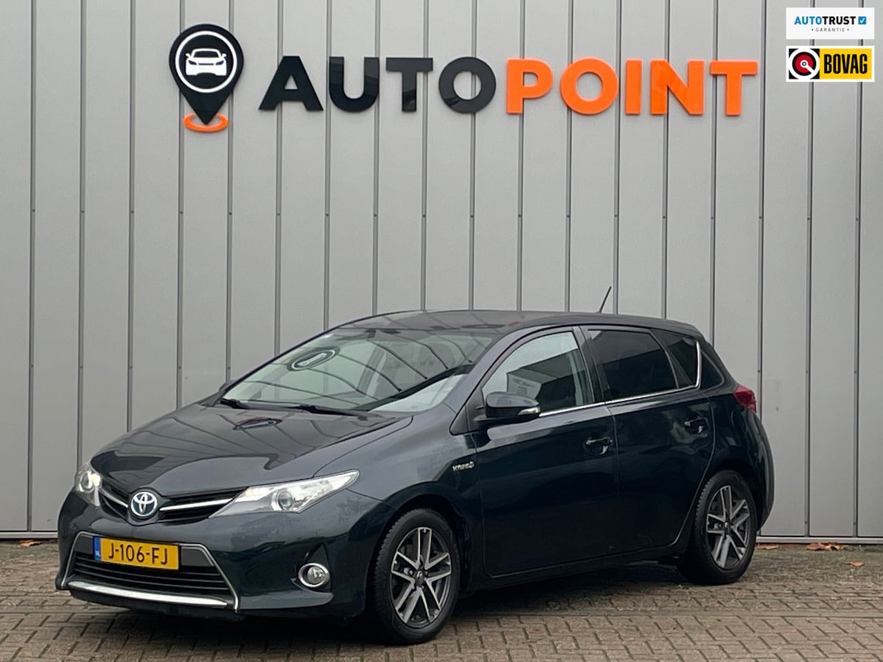 Toyota Auris - 1.8 Hybrid DEALERONDERHOUDEN TREKHAAK|CAMERA|NAVI|CRUISE CONTROL|MULTIMEDIA|LED|LMV|AIRCO - AutoWereld.nl