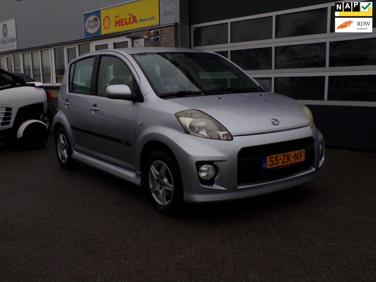 Daihatsu Sirion 2 - 1.3-16V Sport 1.3-16V Sport - AutoWereld.nl