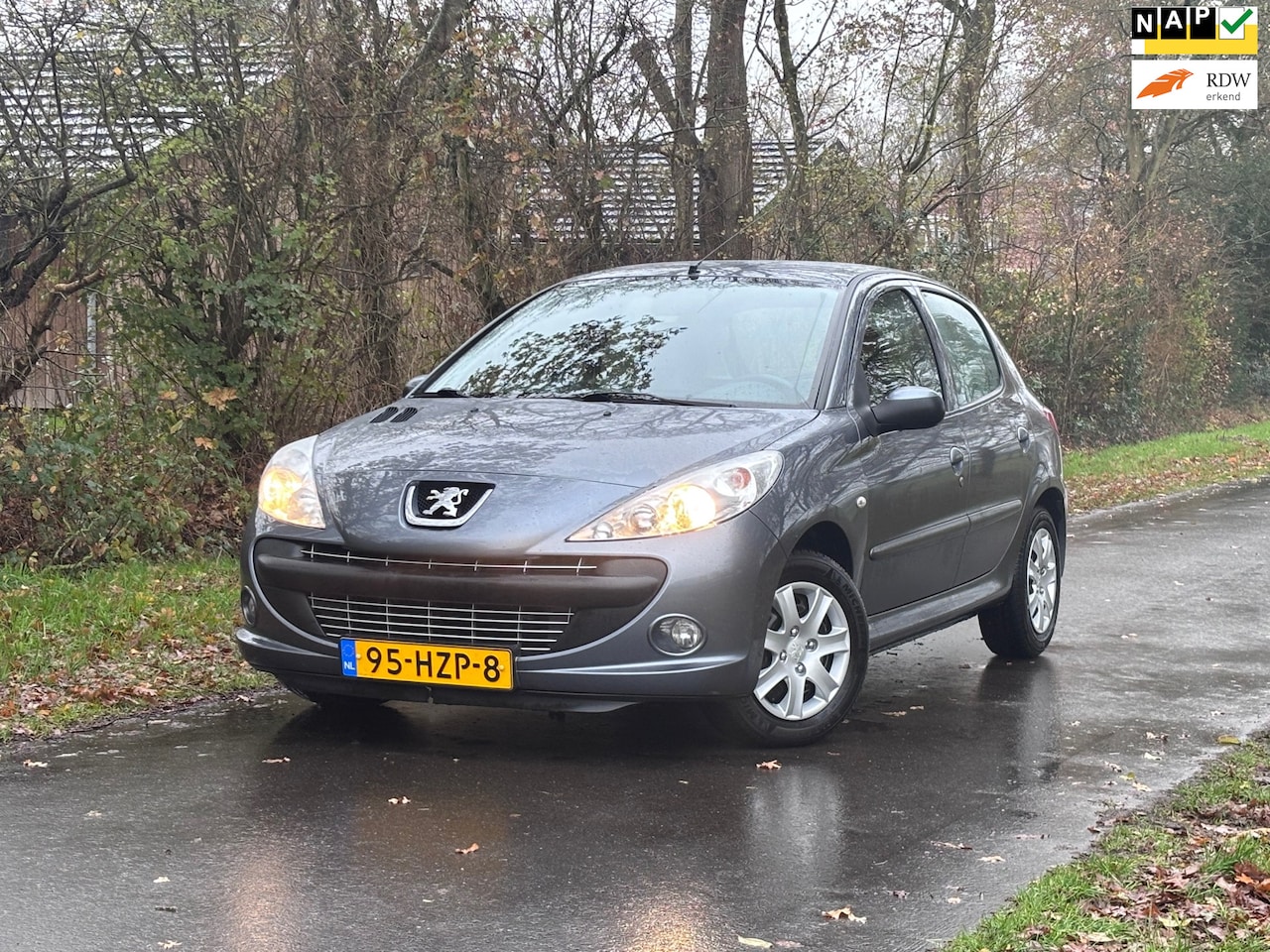 Peugeot 206 - 1.4 XS | " 77.000 " KM NAP + Cruise Nu € 3.450,-!!! - AutoWereld.nl