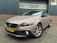 Volvo V40 Cross Country - 1.6 T4 Momentum Achteruitrijcamera / PDC achter / Automaat