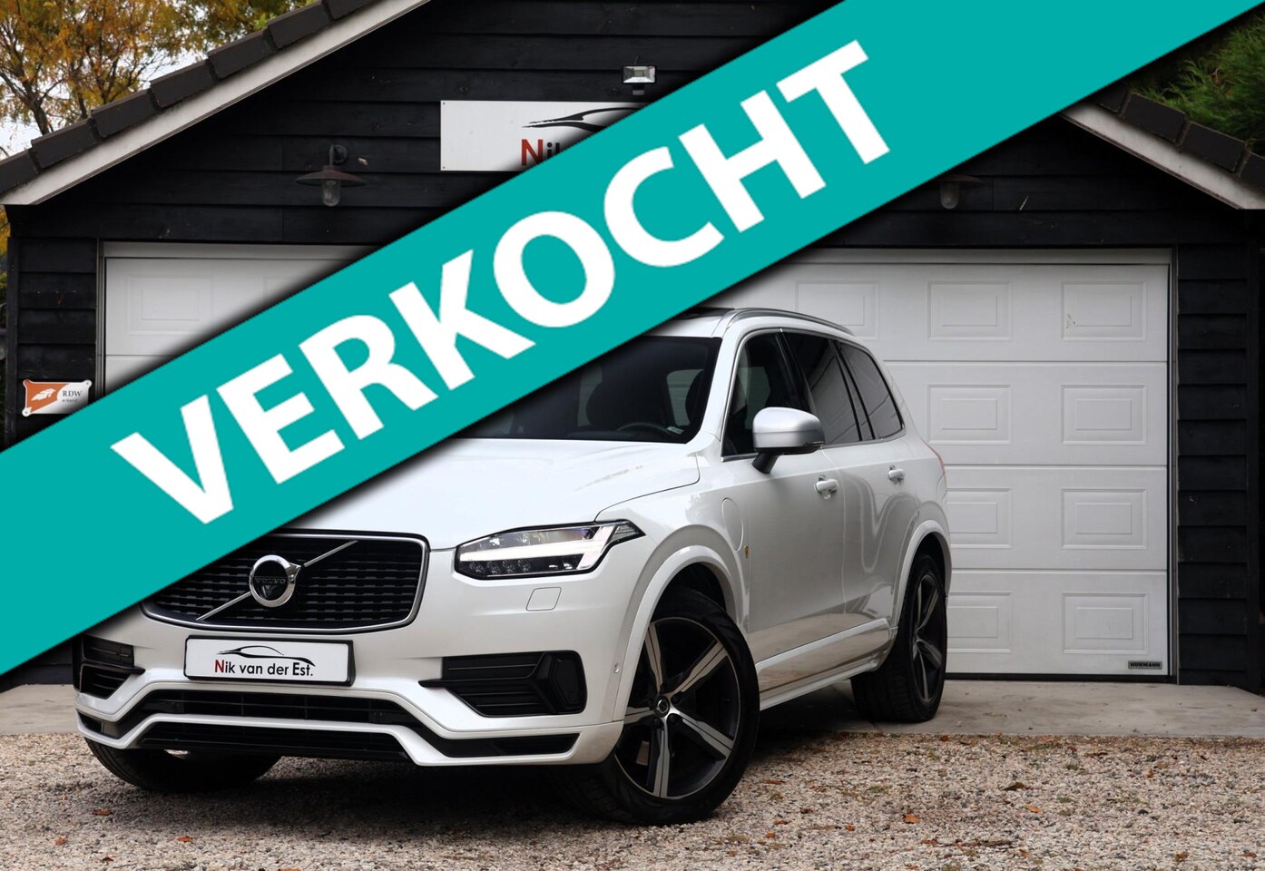 Volvo XC90 - 2.0 T8 Twin Engine AWD R-Design-B&W-Trekhaak-Luchtvering-Full - AutoWereld.nl