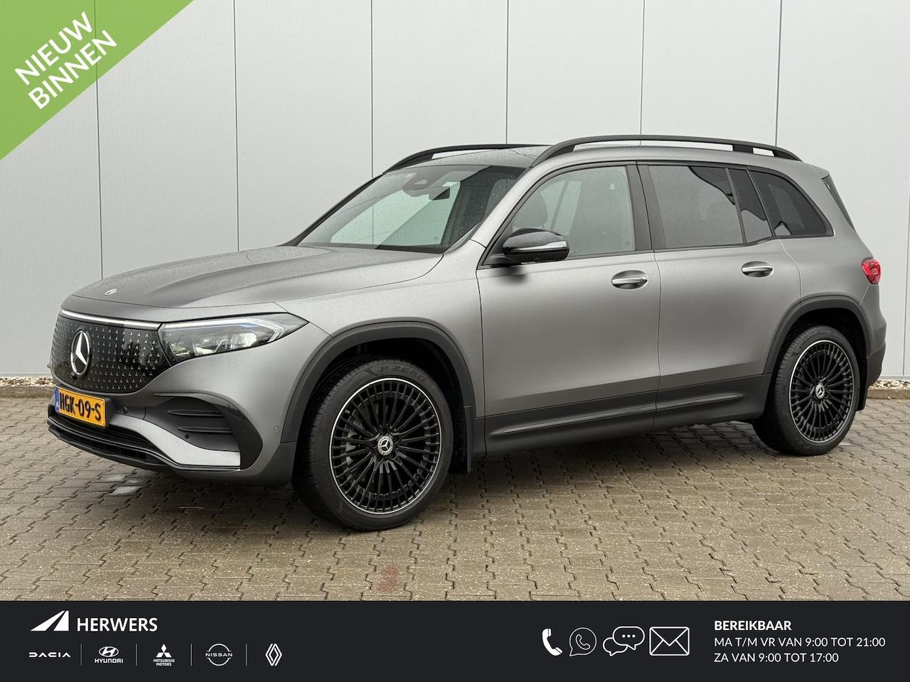 Mercedes-Benz EQB - 250+ AMG Line 71 kWh / Night Pakket / Dode Hoek Detectie / Glazen Panoramadak / Stoelverwa - AutoWereld.nl