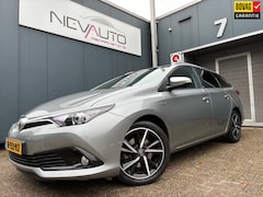 Toyota Auris Touring Sports - 1.8 Hybrid Dynamic Ultimate Stoelverwarming Navi 17"