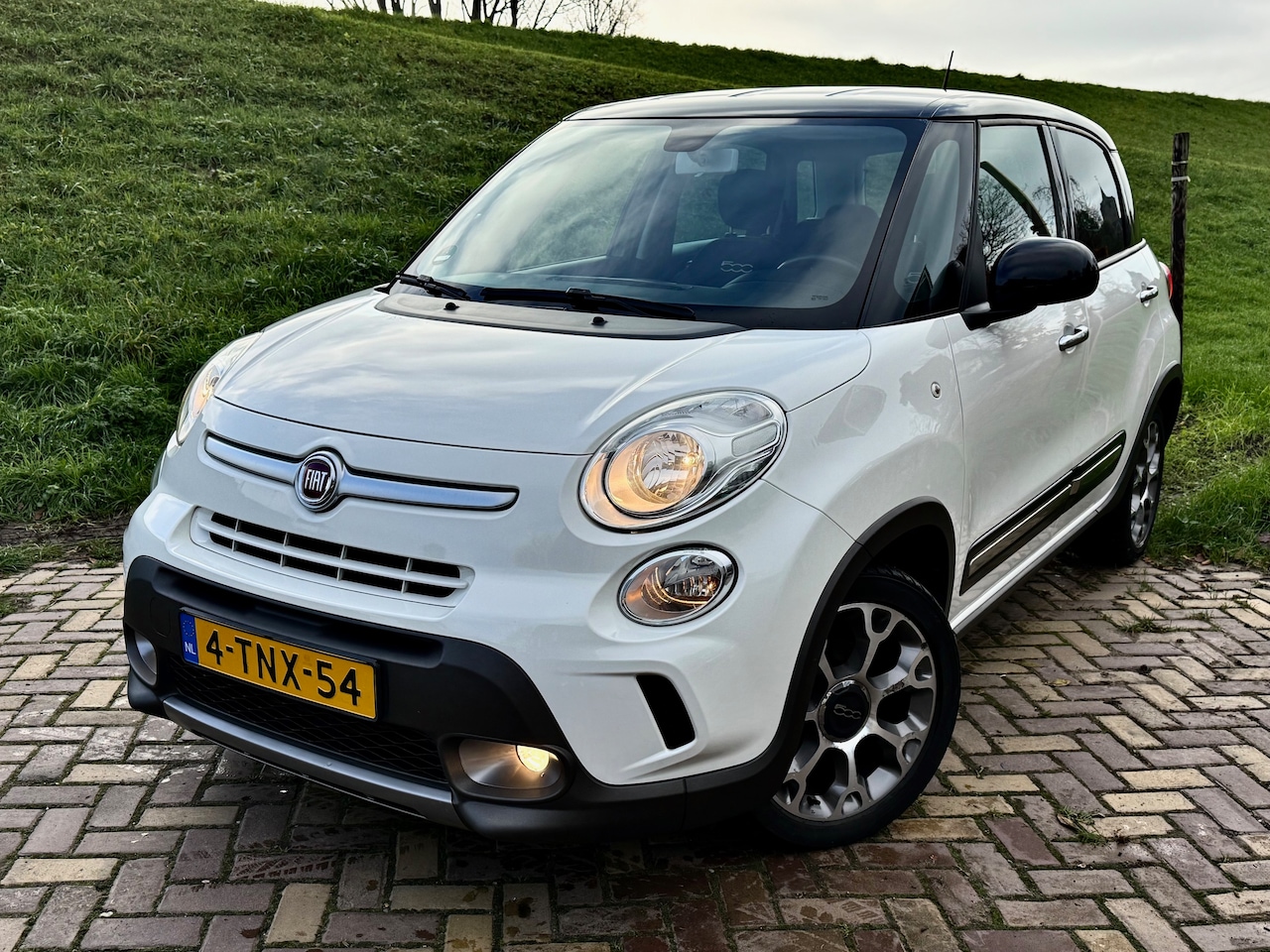 Fiat 500 L - 0.9 TwinAir Trekking Eco - AutoWereld.nl