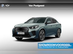 BMW iX2 - eDrive20 M Sport Edition | M Sport Pro | Innovation Pack | Comfort Pack | Trekhaak | Showr