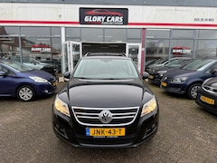 Volkswagen Tiguan - 1.4 TSI Sport&Style PANO-NAVI-PDC-CRUISE