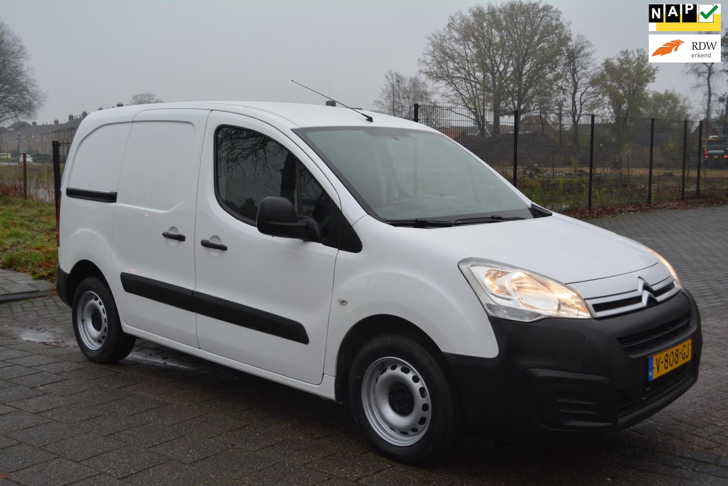 Citroën Berlingo - 1.6 BlueHDI 75 Comfort 1.6 BlueHDI 75 Comfort - AutoWereld.nl