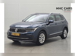 Volkswagen Tiguan - 1.5 TSI Life Business | Clima | Pano | Navi |