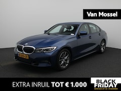 BMW 3-serie - 318i Sport Line Automaat | Navigatie | Apple Carplay / Android Auto | Sfeerverlichting | V