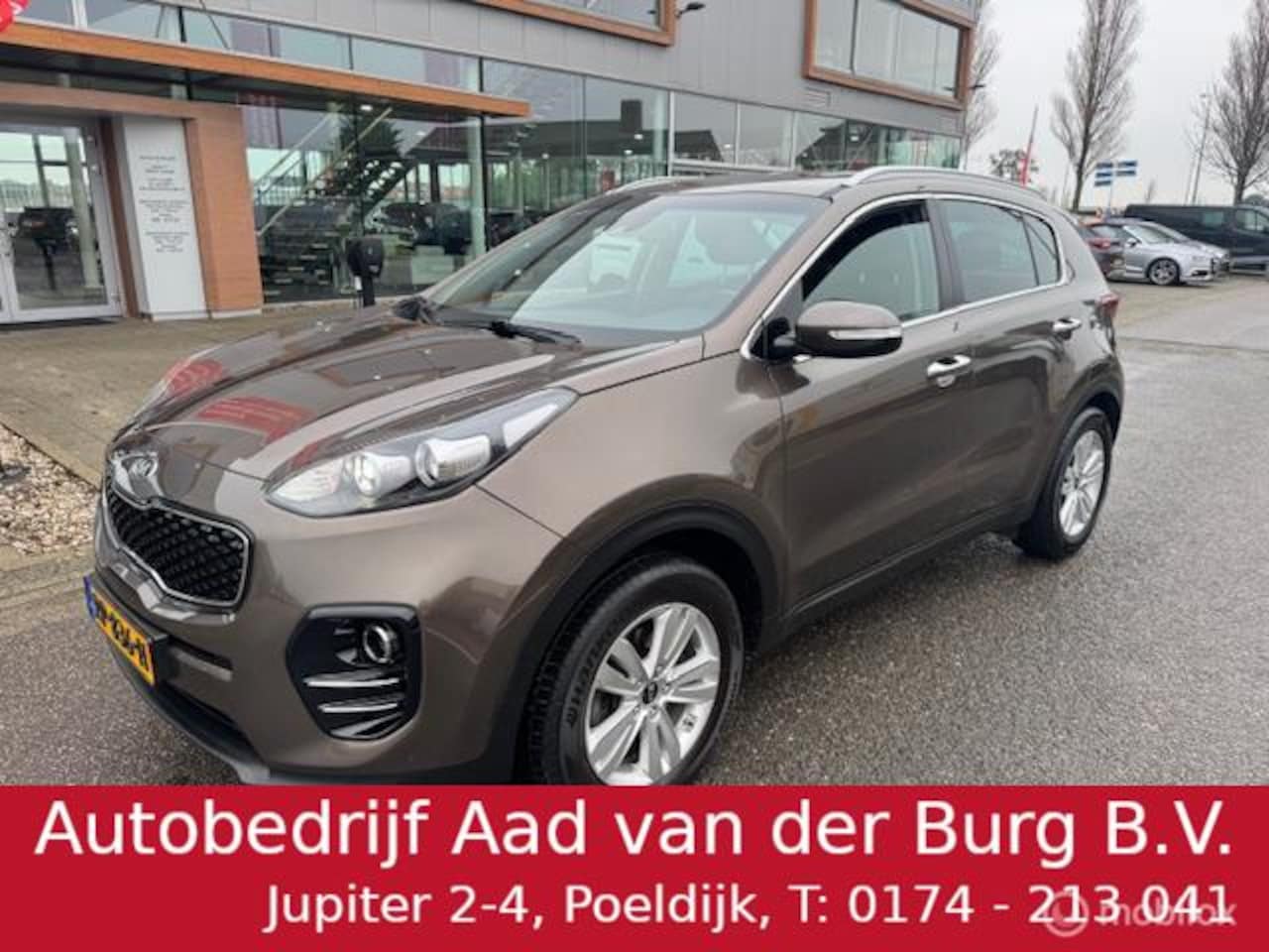 Kia Sportage - 1.6 GDI DynamicLine Trekhaak 1.400 kg , Navigatie , Achteruit rij Camera / Parkeerhulp / C - AutoWereld.nl