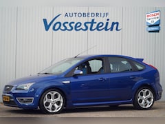 Ford Focus - 2.5-20V ST / NL-Auto / Milltek / Climate Control / Sportstoelen / Elek. Ramen