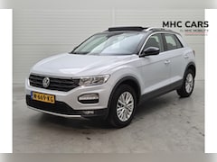 Volkswagen T-Roc - 1.5 TSI Style Business | DSG | Camera | Pano | Clima |