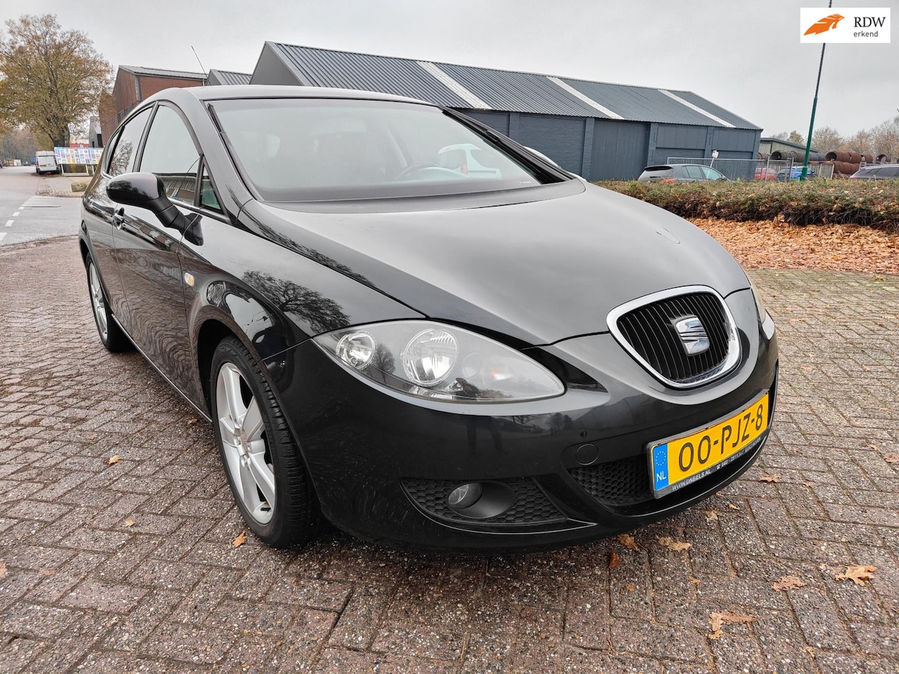SEAT Leon - 1.6 Sportstyle 1.6 Sportstyle ( DEALER ONDERHOUDEN) - AutoWereld.nl