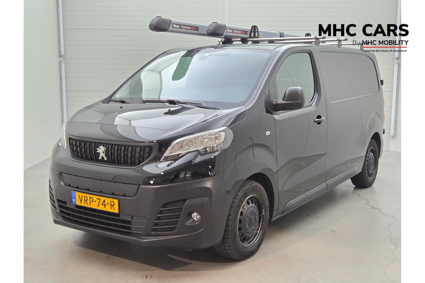 Peugeot e-Expert - Standard Premium 75 kWh | Betimmering | Trekhaak | Safety packs |* - AutoWereld.nl