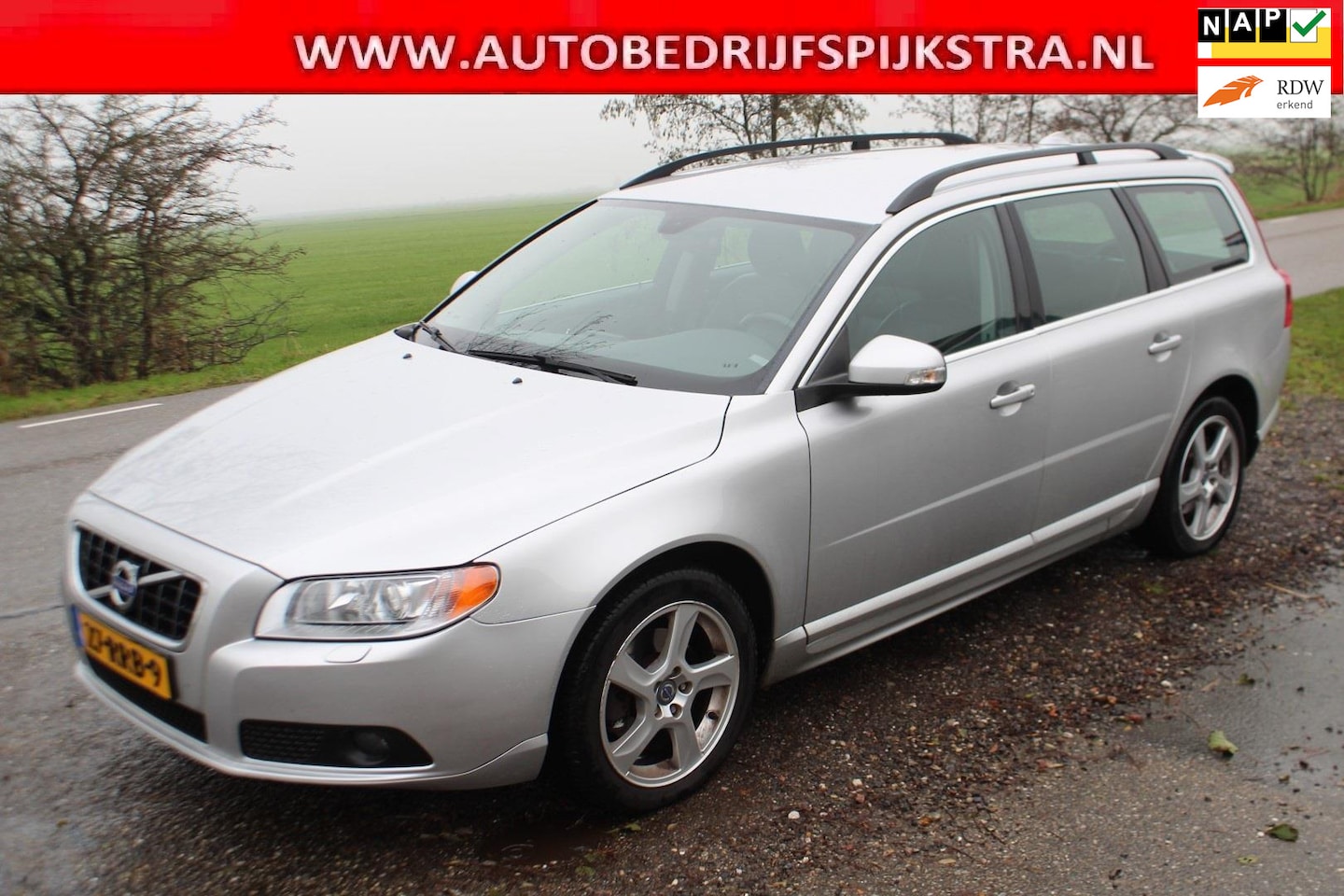 Volvo V70 - 1.6 T4 Limited Edition 1.6 T4 Limited Edition - AutoWereld.nl