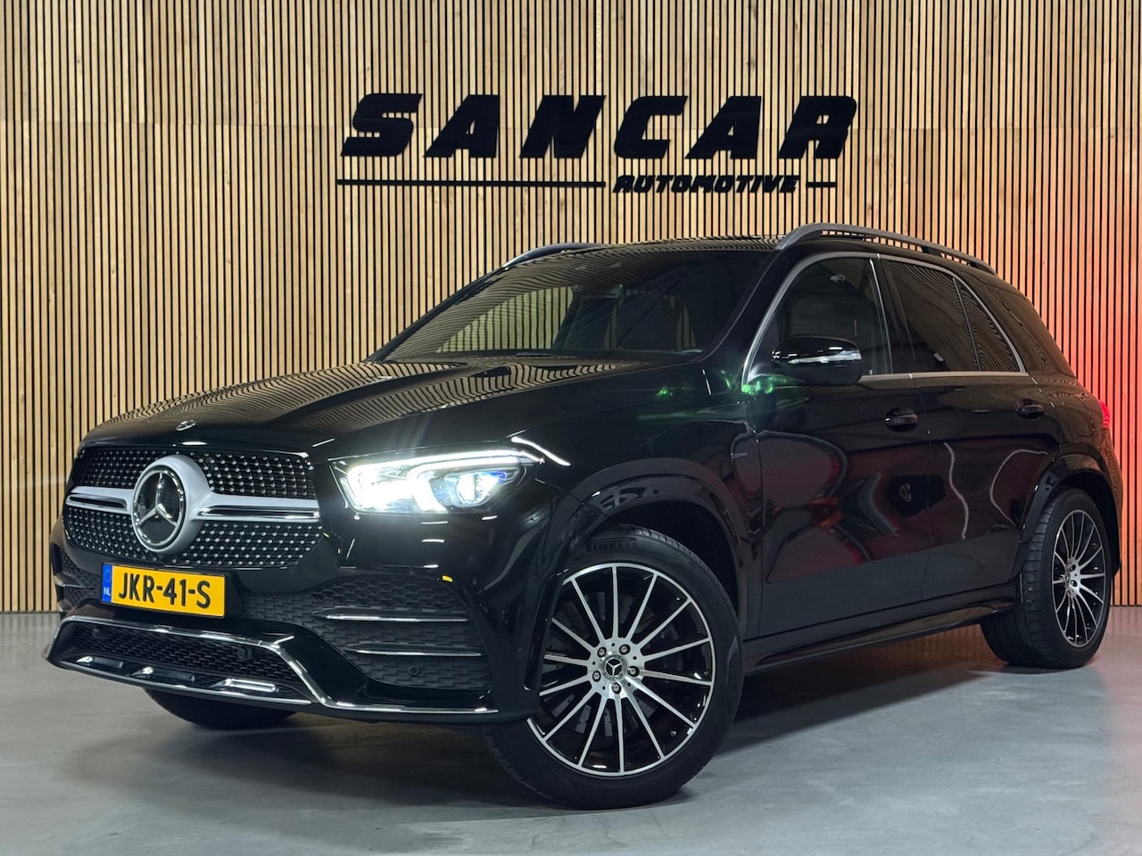 Mercedes-Benz GLE-Klasse - 350 e 4MATIC AMG LINE PANO|LUCHTVERING|TREKHAAK|MEMORY|HUD|BURMESTER|360 CAM|ACC 4 ZONE|AD - AutoWereld.nl