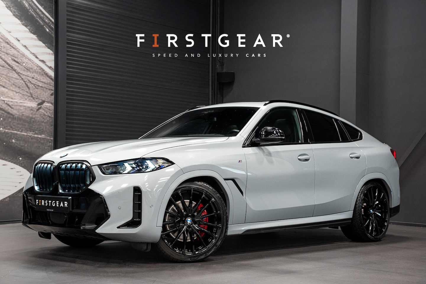 BMW X6 - xDrive30d *M-Sport / Soft-Close / Harman Kardon / Panoramadak Sky Lounge / Stoelventillati - AutoWereld.nl