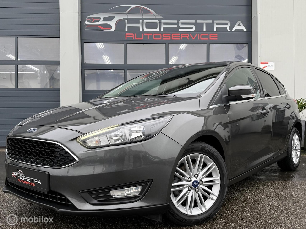 Ford Focus - 1.0 Lease Edition Navi Carplay DAB Pdc Netjes! - AutoWereld.nl