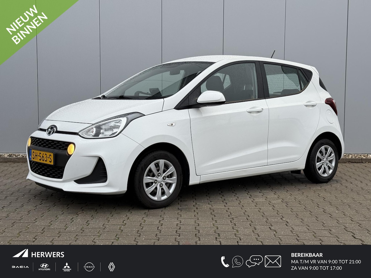Hyundai i10 - 1.0i Comfort / All Season Banden / Cruise Control / Limit Control / Airco / Apple Carplay - AutoWereld.nl