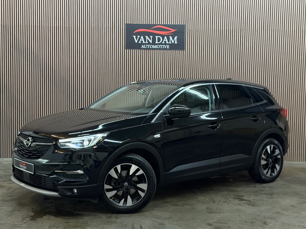 Opel Grandland X - 1.2 Turbo Ultimate 2021 LED CAMERA LEDER NAVI - AutoWereld.nl