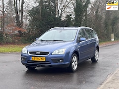 Ford Focus Wagon - 1.6-16V Titanium | Nieuwe APK + Cruise Nu € 1.275,