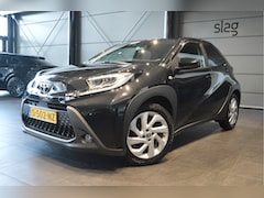 Toyota Aygo X - 1.0 VVT-i MT first carplay camera cruise led 17 inch