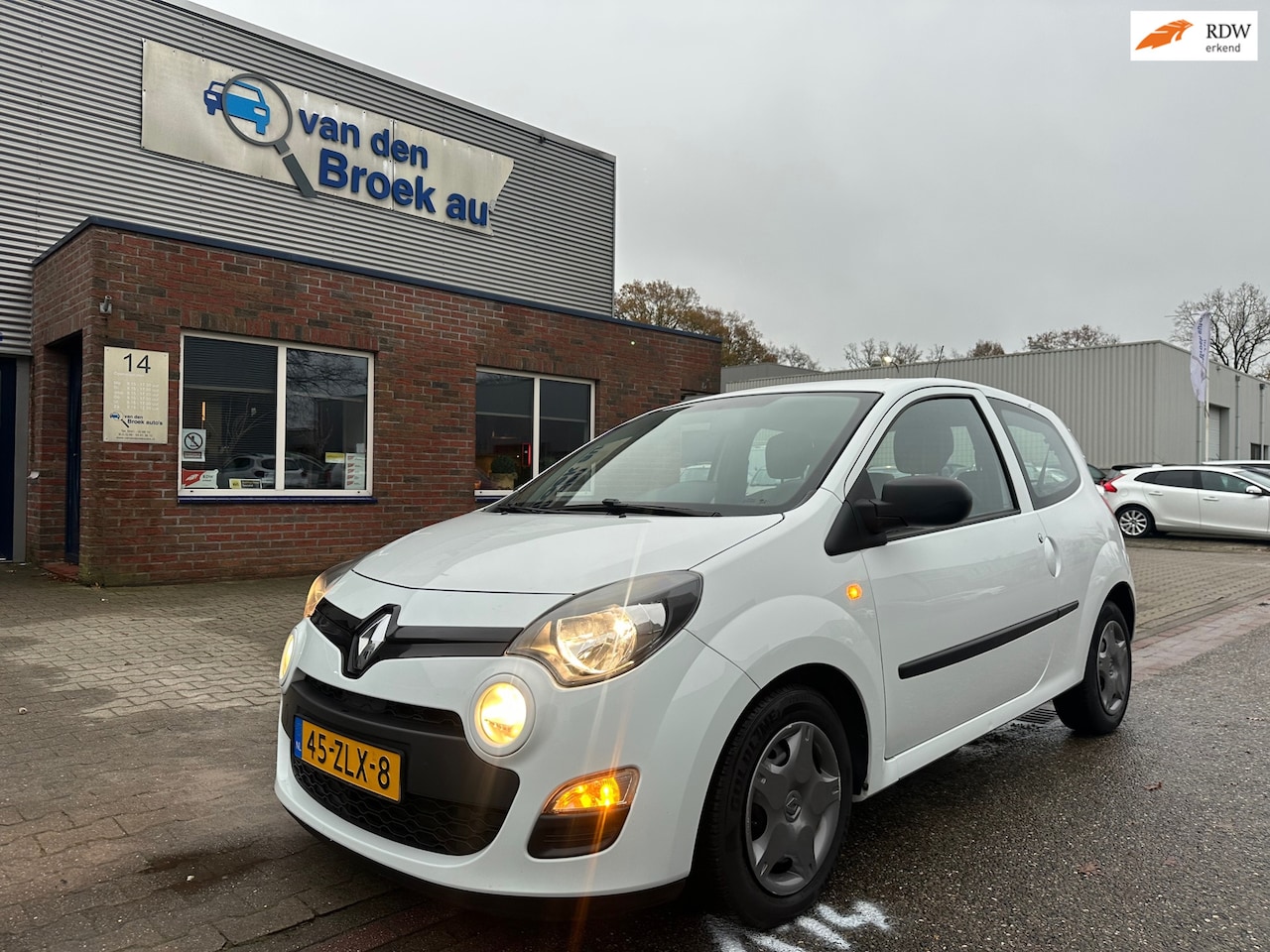 Renault Twingo - 1.2-16V Authentique 1.2 16V Authentique - AutoWereld.nl