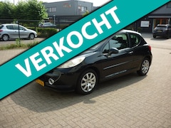 Peugeot 207 - 1.6 VTi XS leuke auto. apk nieuw 10-2026. airco. LET OP MOTOR LEKT WAT OLIE. RIJDT PRIMA