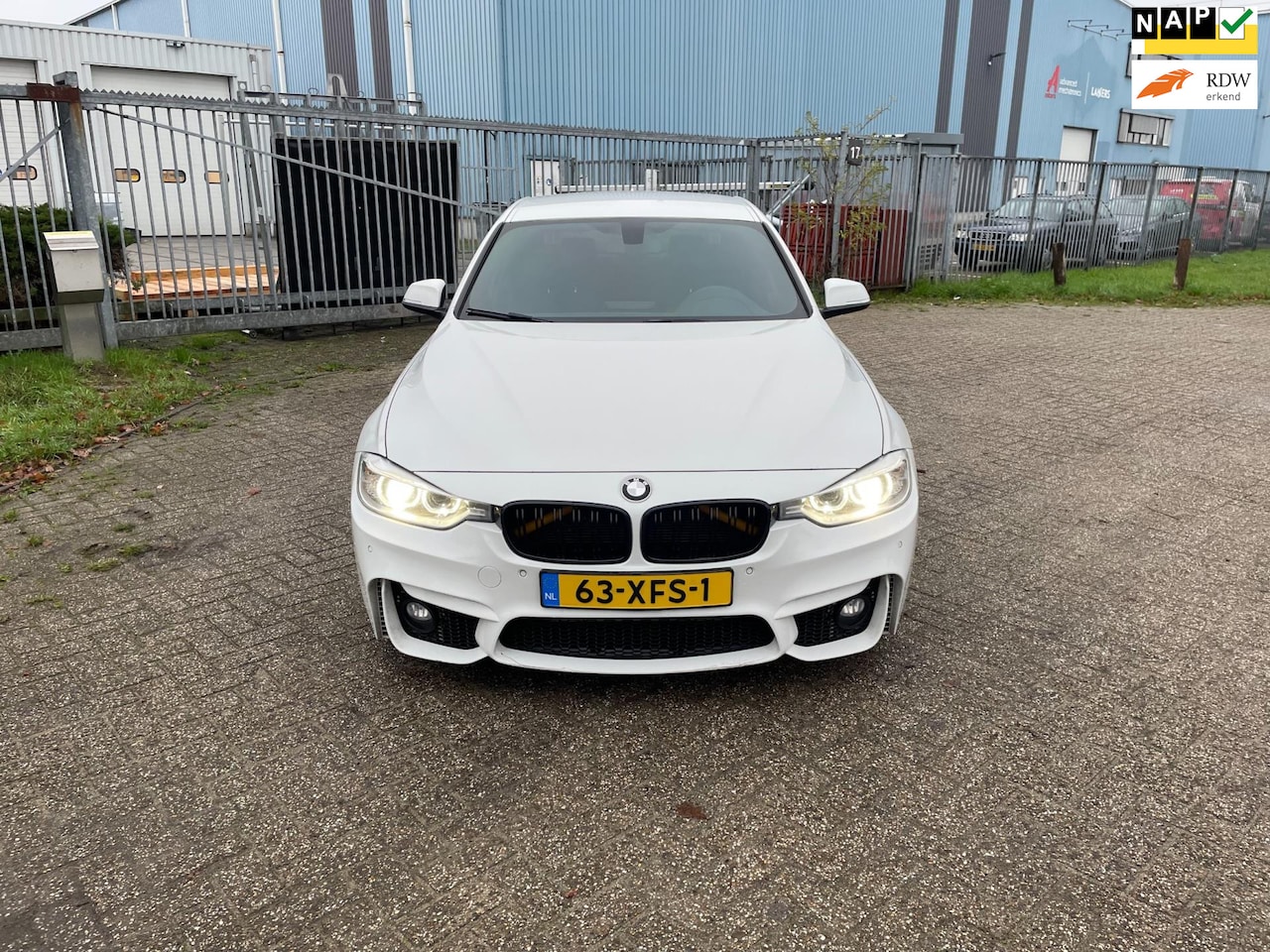 BMW 3-serie - 320i High Executive Automaat !!! - AutoWereld.nl