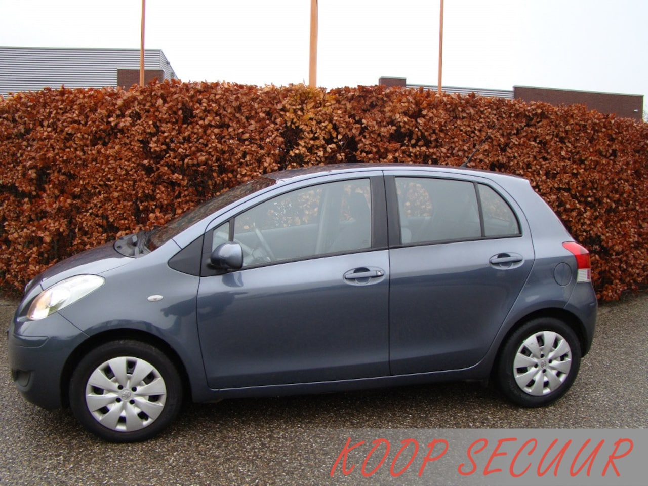 Toyota Yaris - 1.3 VVTi Automaat Aspiration - AutoWereld.nl