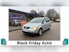 Volkswagen Touran - 1.6-16V FSI NIEUWE APK 2X SLEUTEL + BOEKJES