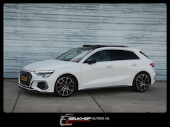 Audi A3 Sportback - 30 TFSI S-Line Maxton Navi Panorama Leer