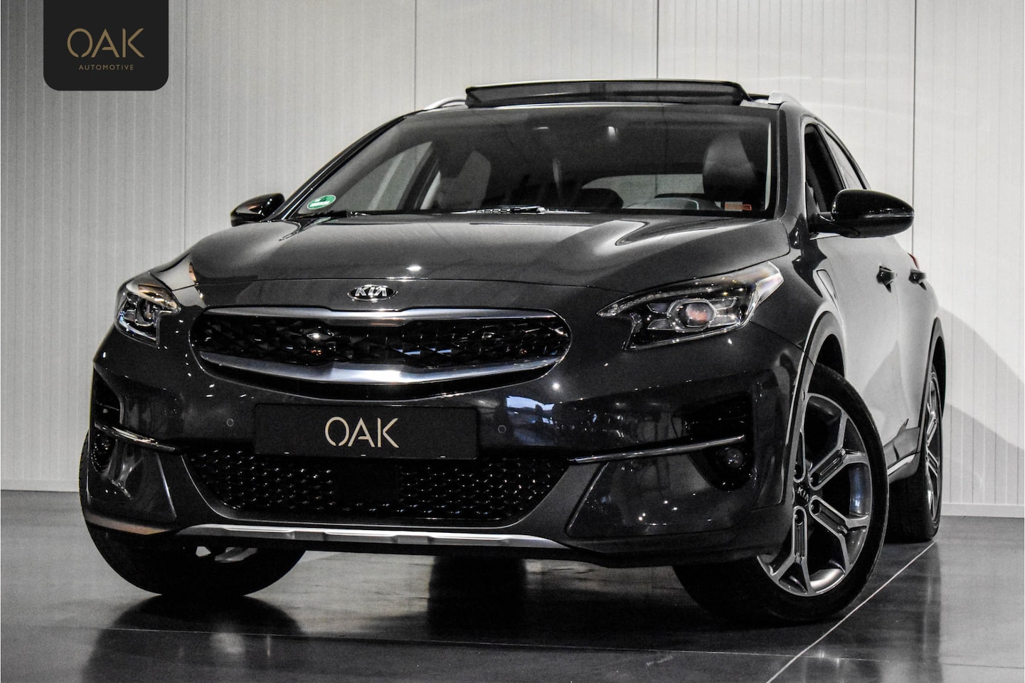 Kia XCeed - 1.6 GDi PHEV ExecutiveLine | Navigatie | Panorama | Leder | Memory | Camera | 18"LM - AutoWereld.nl