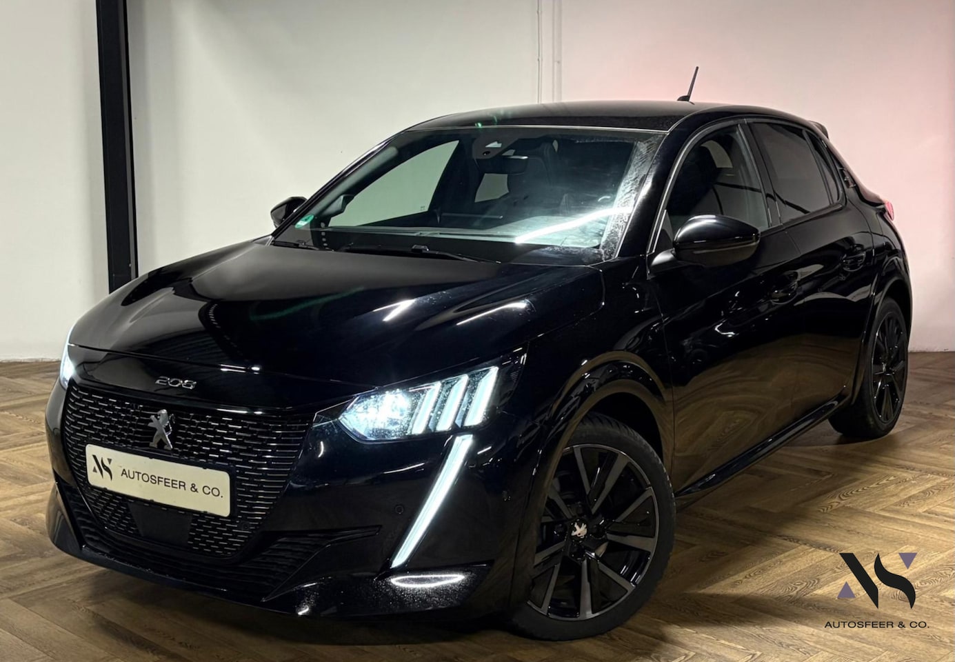 Peugeot 208 - 1.2 PureTech 100 GT PANO KEYLESS VOL' - AutoWereld.nl