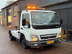 Mitsubishi Canter - Be Trekker 9 Ton Totaal Gewicht Zwaailicht NAP