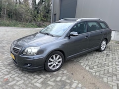 Toyota Avensis Wagon - 1.8 VVTi Luna