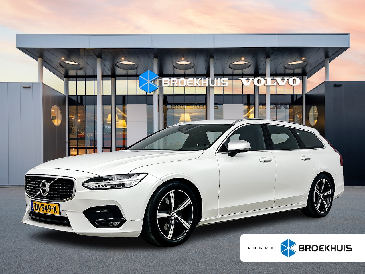 Volvo V90 - T4 Business Sport Luxury | 18" | Volleder | Panoramadak | Harman Kardon | Elektrisch verst - AutoWereld.nl
