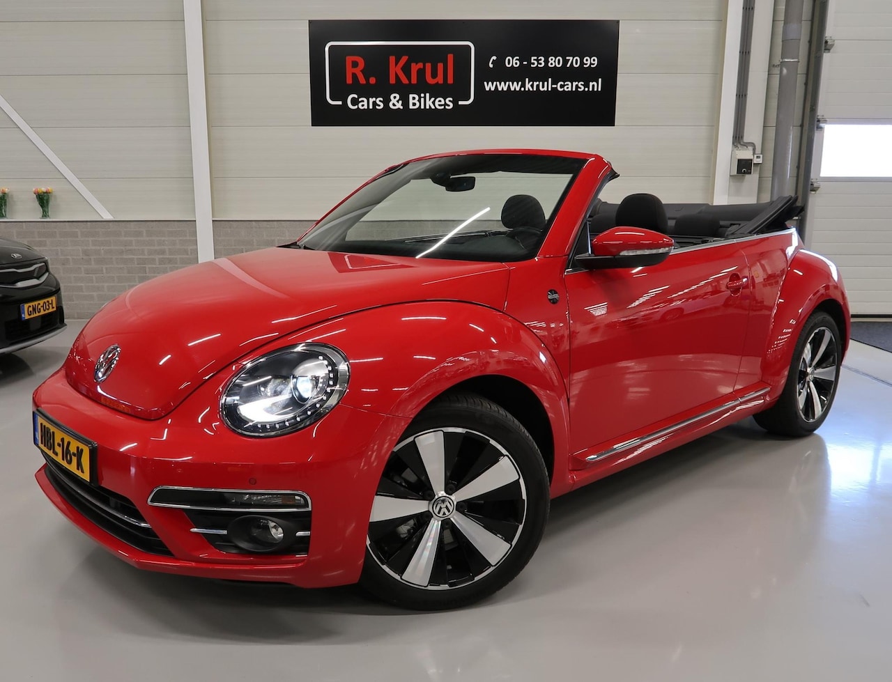 Volkswagen Beetle Cabriolet - 1.2 TSI Sound Xenon Fender Camera Navigatie 18 inch Windscherm Airco-ecc Cruise Stoelverwa - AutoWereld.nl