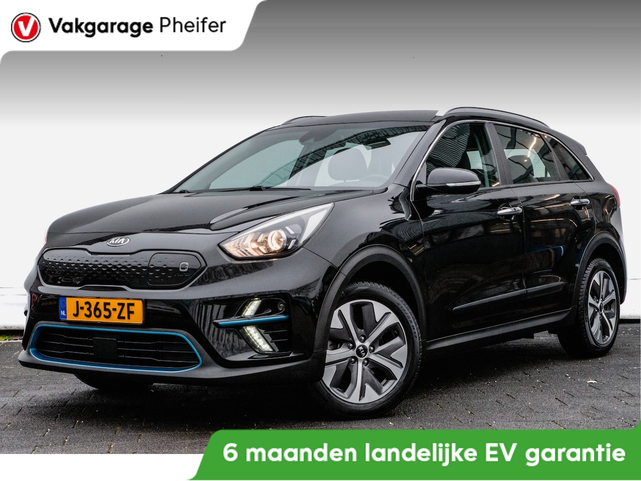 Kia e-Niro - DynamicLine 64 kWh 3-Fase/ Half lederen int./ Stuur + stoelverwarming/ Camera/ Adapt. crui - AutoWereld.nl