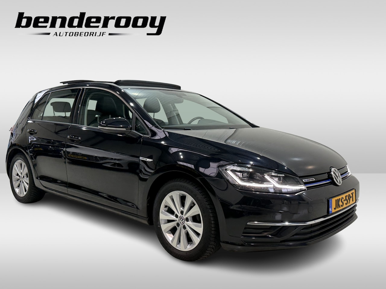 Volkswagen Golf - 1.5 TSI ACT 130pk | Pano dak | Full Led - AutoWereld.nl