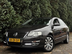 Volkswagen Passat - 1.4 TSI Comfortline | Airco | Trekhaak | Cruise
