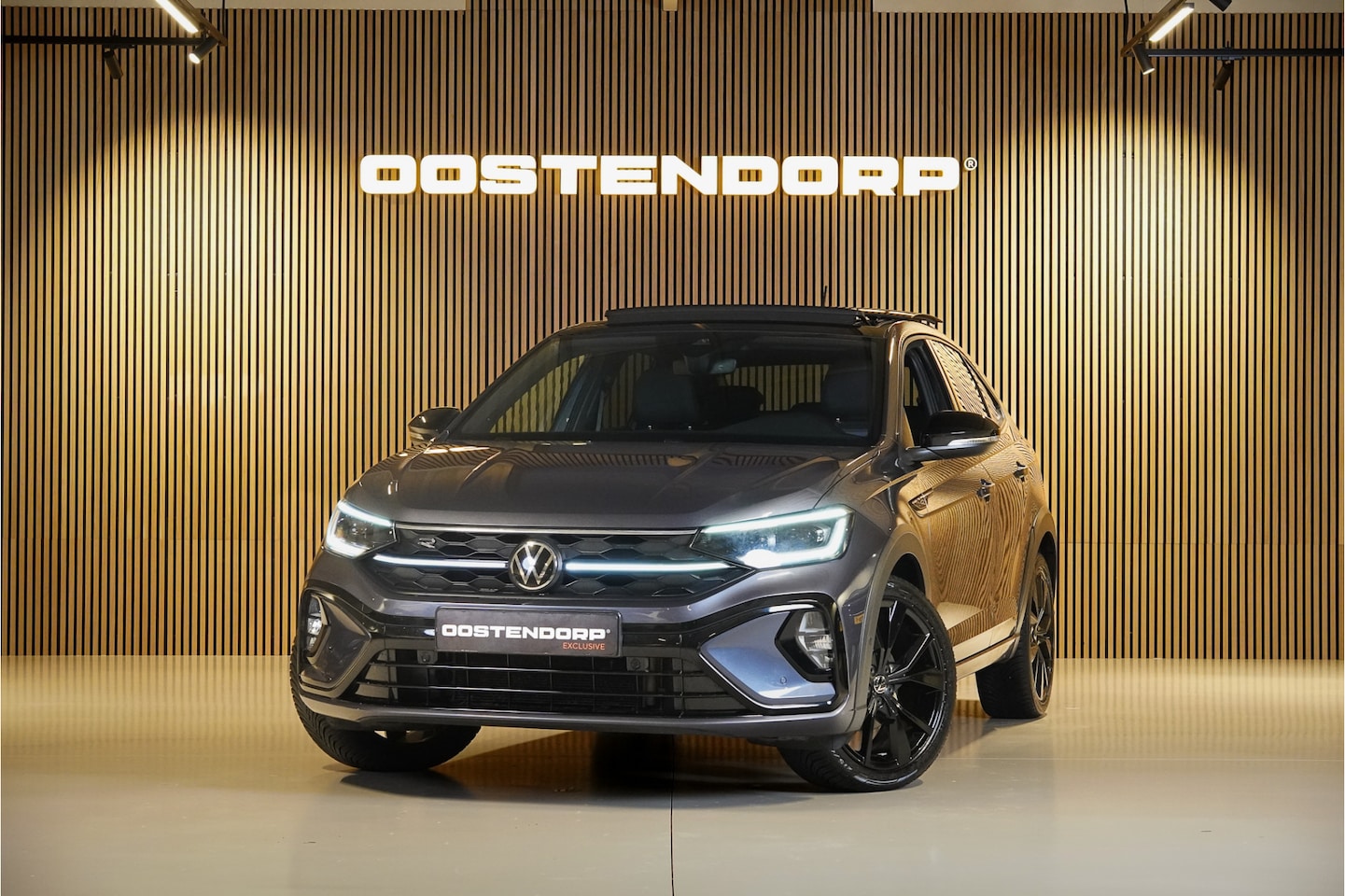 Volkswagen Taigo - 1.5TSI/150pk R-Line Blackstyle DSG Automaat|2022|Panoramadak|Beats|Trekhaak|18" LMV|Cruise - AutoWereld.nl