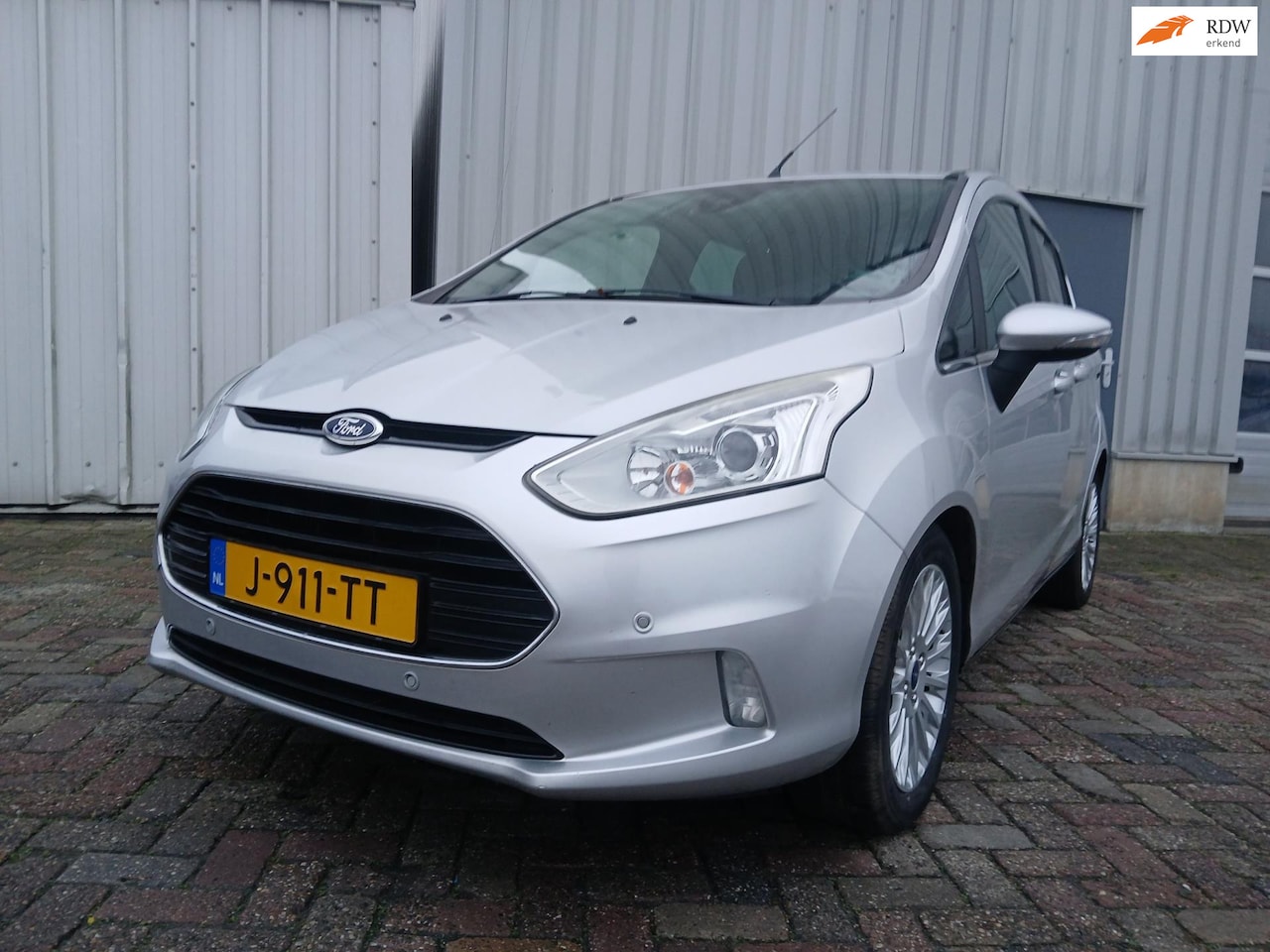Ford B-Max - 1.0 EcoBoost Titanium MOTOR SCHADE!! - AutoWereld.nl