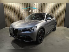 Alfa Romeo Stelvio - 2.0T 280pk Q4 Panoramadak 20'' Black