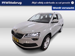Skoda Karoq - 1.0 TSI 115pk Business Edition / LED / Navigatie / Camera/ 17" LMV