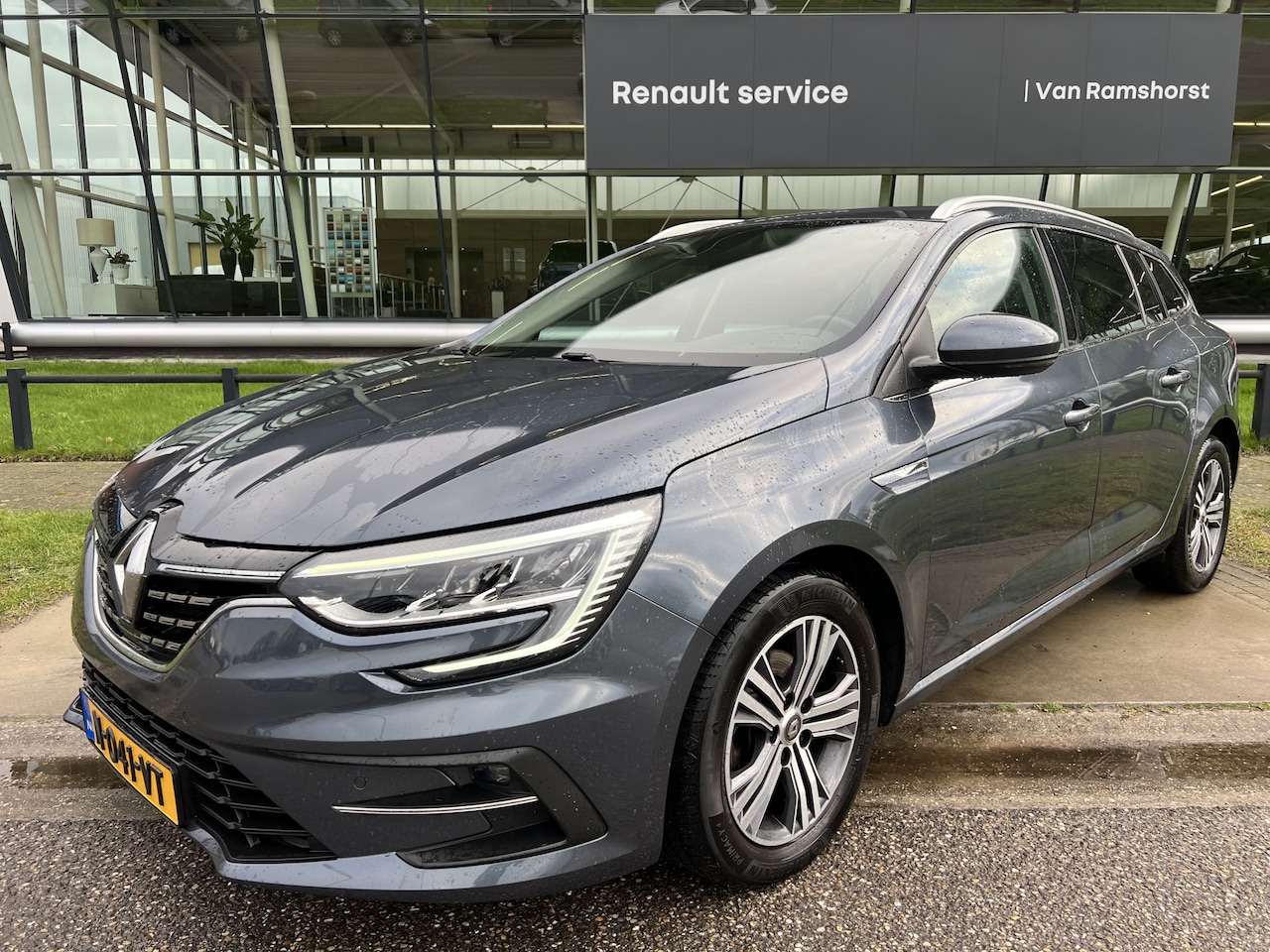 Renault Mégane Estate - 1.3 TCe 140PK Intens / Dealer onderhouden / Trekhaak / Stoel+Stuurverw. / Cruise / - AutoWereld.nl