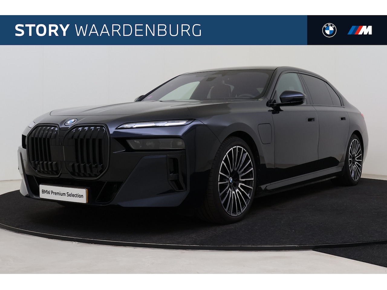 BMW 7-serie - 750e xDrive High Executive M Sport Automaat / Panoramadak Sky Lounge / Trekhaak / Bowers & - AutoWereld.nl