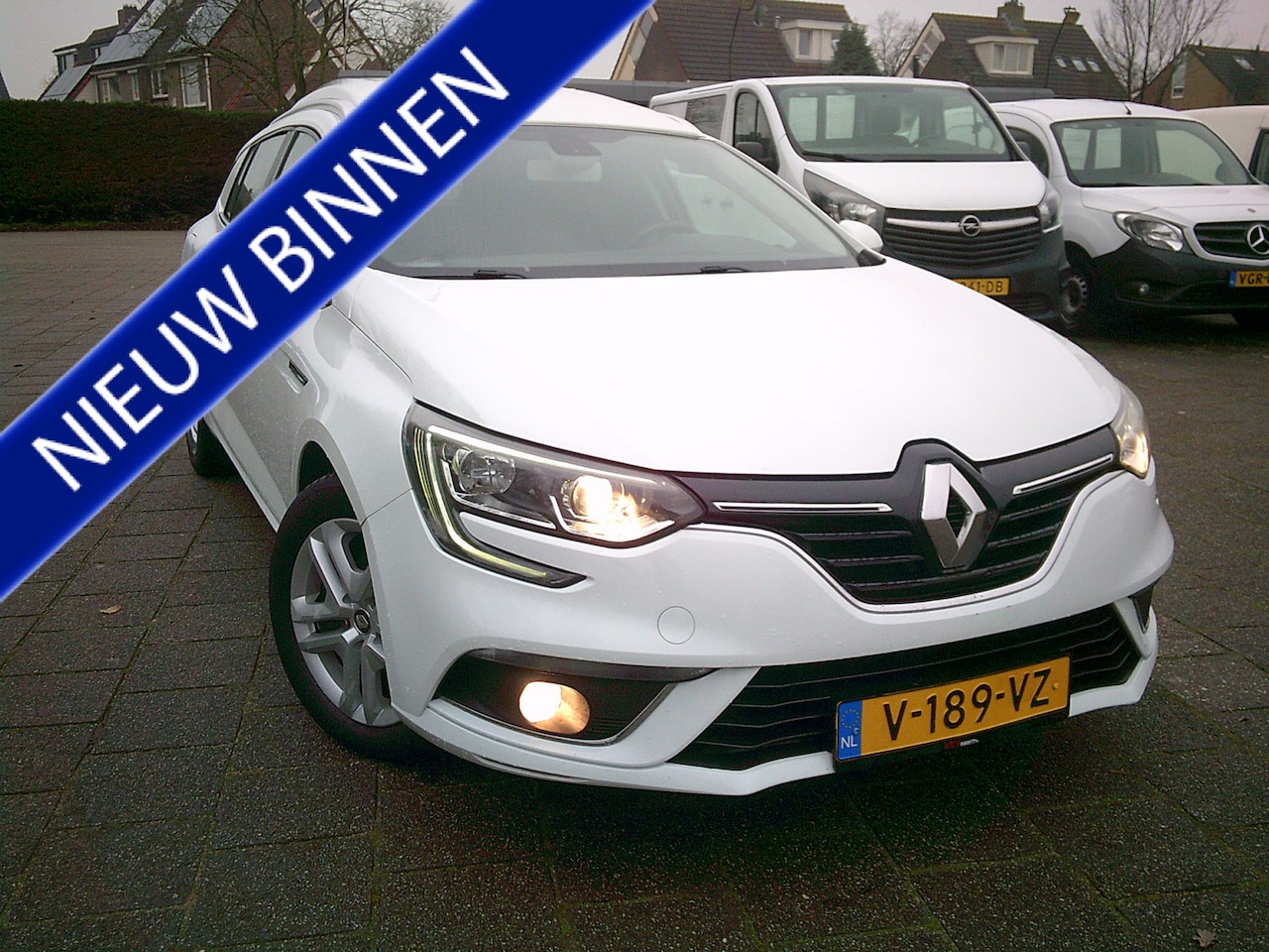 Renault Mégane - VAN 1.5CDI VAN VOORZIEN VAN AIRCO+CRUISE+NAVIGATIE !!! - AutoWereld.nl